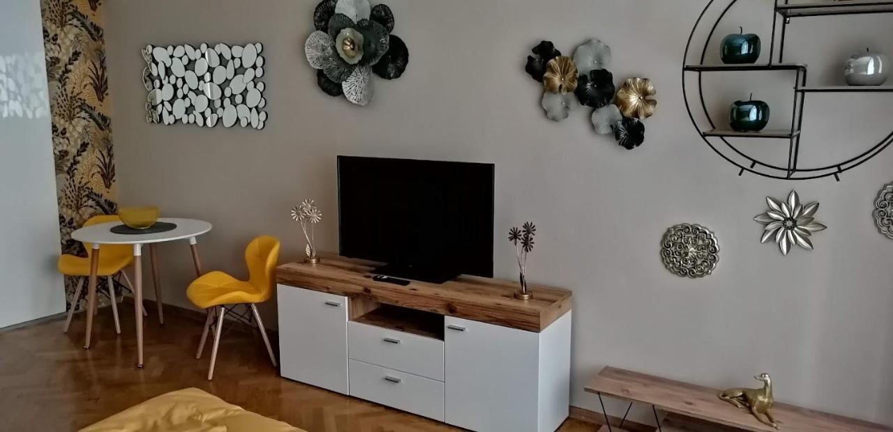 Jakubská 676 Apartmán